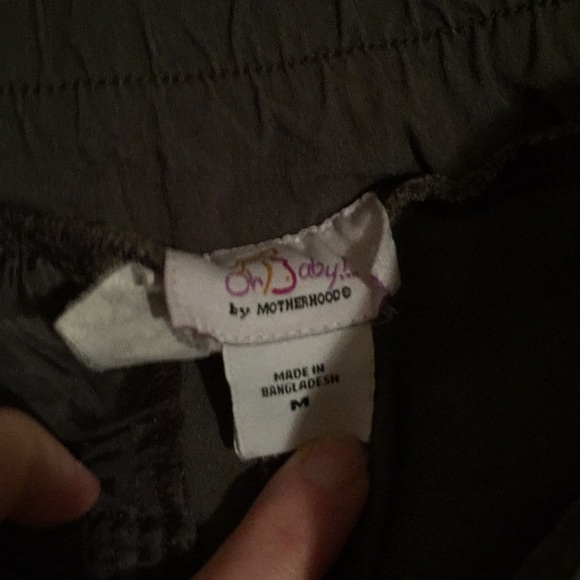 Gray Maternity Capri Pants M - Picture 3 of 5